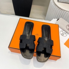 Hermes Slippers